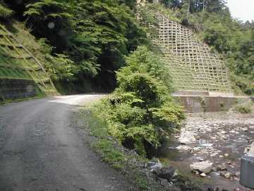 西川林道