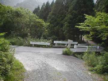 竜王林道