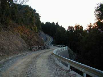 広岡池ヶ谷林道
