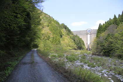 奥南川林道