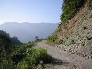 牛首林道