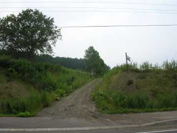 計露岳林道