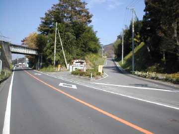 舟見高室林道