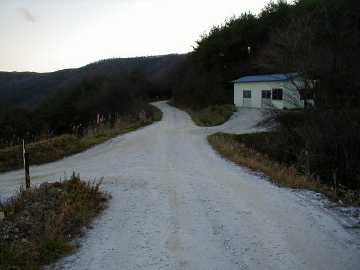 子安川林道