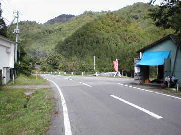 木賊平林道