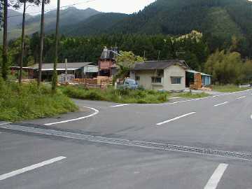 アクソー林道仁原線