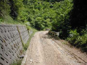 八原林道