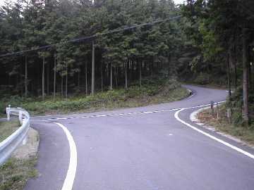 馬小屋林道