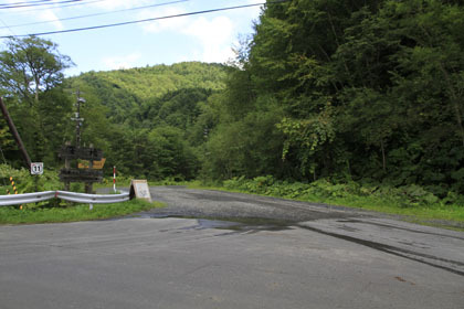 ヌプントムラウシ林道（沼の原温泉）