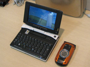富士通 UMPC LOOX BIBLO U50 X N SSD Win UMPCs: Sony Vaio VGN-UX70 and Fujitsu Biblo Loox U50X/V : r